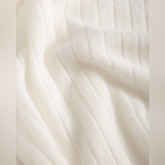 D01.1 NWT Ribbed 100% Cashmere Scarf, Created for Macy's - Picture 1 of 3